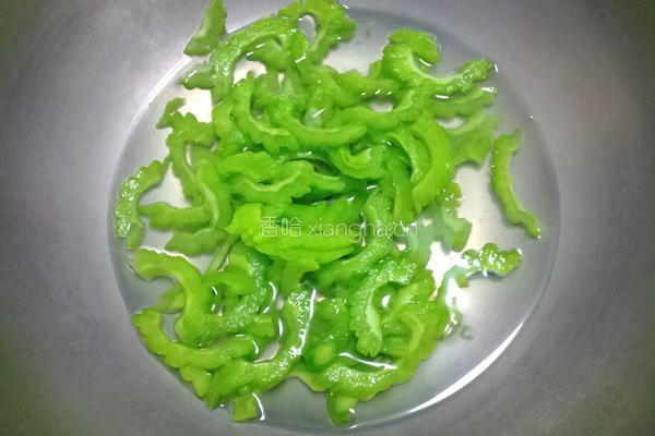 蜜汁苦瓜的做法图解5