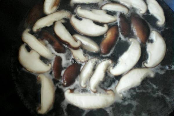 香菇油菜炒肉片的做法图解4