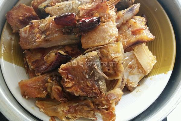 蒸洞庭风干翘白鱼的做法图解9