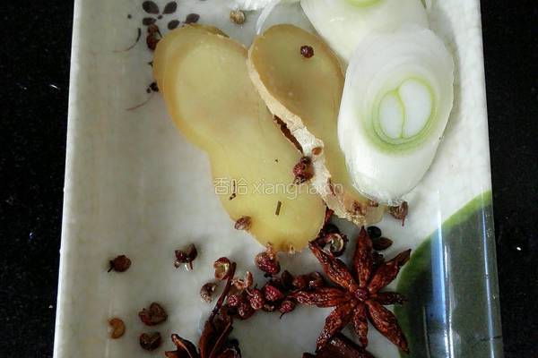 煮五香花生米的做法图解2