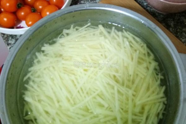 葱香土豆肉丝的做法图解2