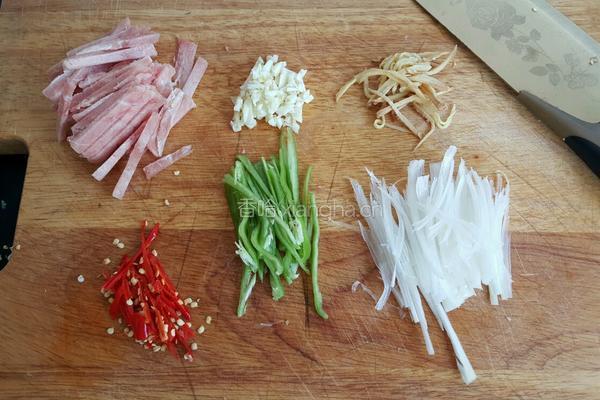 肉炒酸萝卜的做法图解3