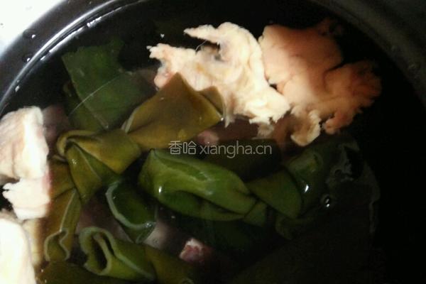 海带炖老鸭汤的做法图解3