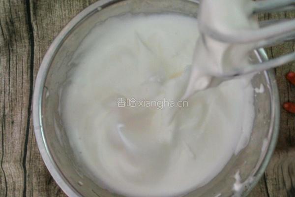 蔓越梅蛋糕卷的做法图解9