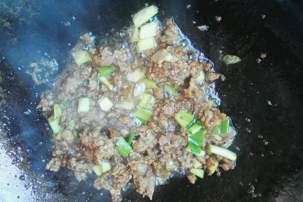 香菇茄子的做法图解3