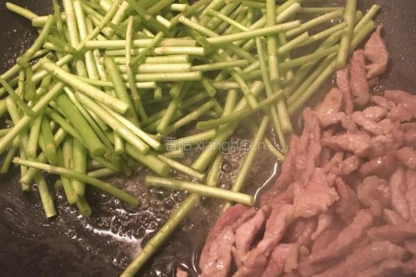芦蒿炒肉丝的做法图解4