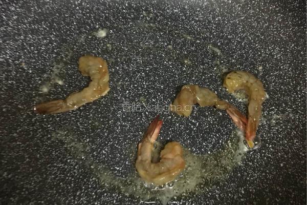 虾仁焗饭的做法图解6
