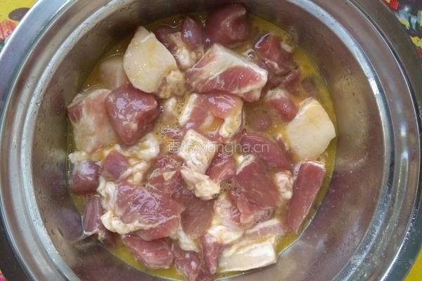 菠萝咕噜肉的做法图解5