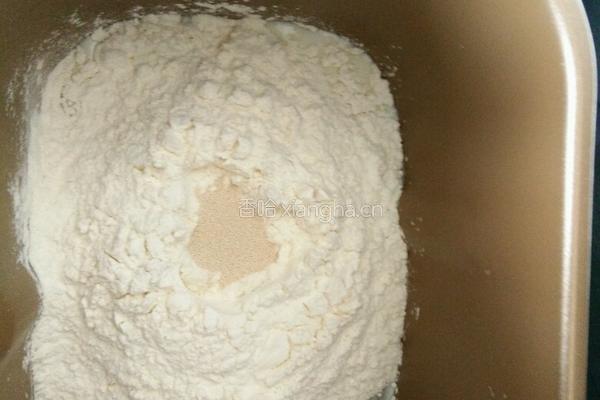红豆吐司――面包机版的做法图解2