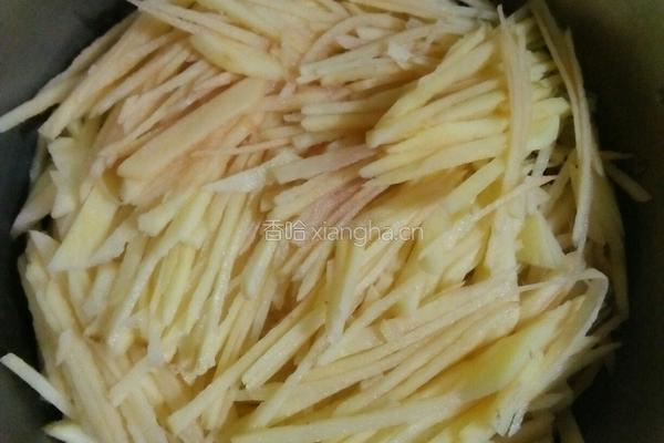 土豆尖椒的做法图解2