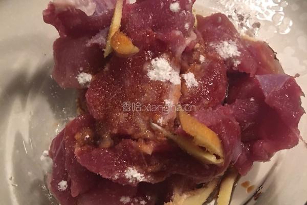 瘦肉炒菜心的做法图解1
