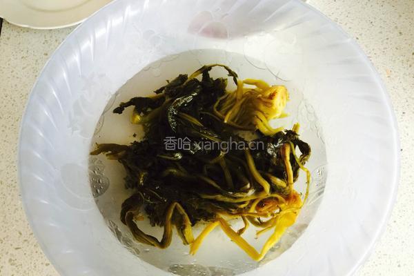 咸菜冬笋黄鱼羹的做法图解1