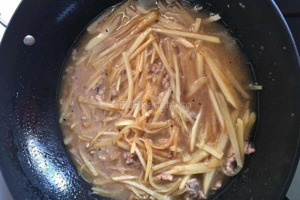 土豆丝炒肉末的做法图解6