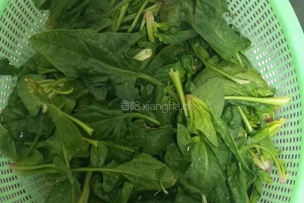 凉拌菠菜鸡蛋的做法图解1