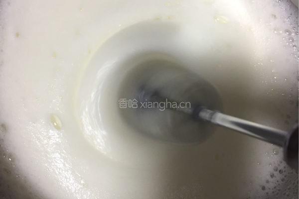 8寸原味戚风蛋糕的做法图解5