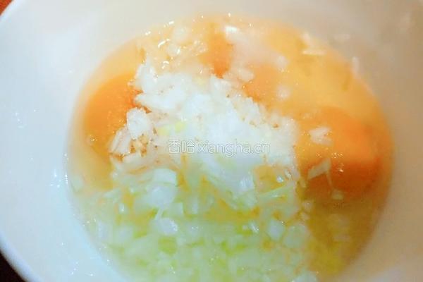 大葱煎蛋(煎蛋饼）的做法图解2