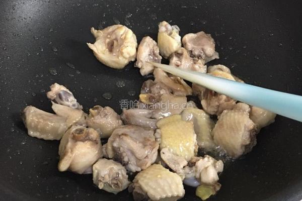 香菇炖鸡腿的做法图解3