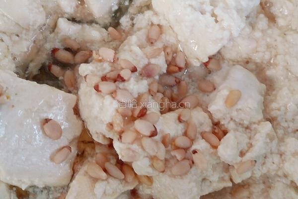 菠菜莲藕汤的做法图解1
