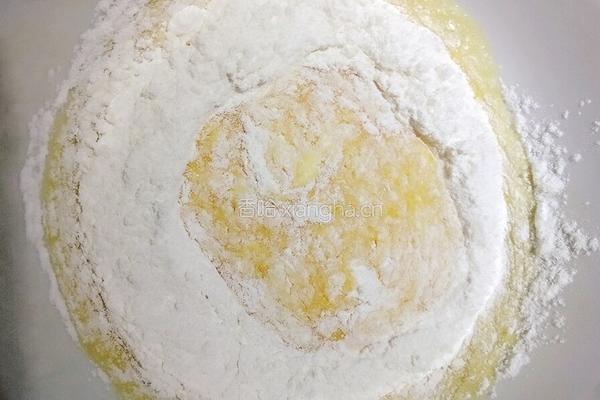 软炸椒盐蘑菇的做法图解3