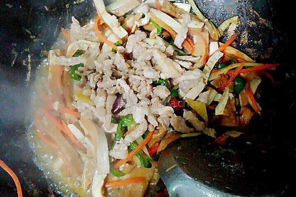 香干炒肉丝的做法图解10