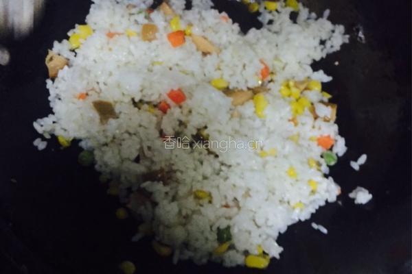 蔬菜蛋炒饭的做法图解7