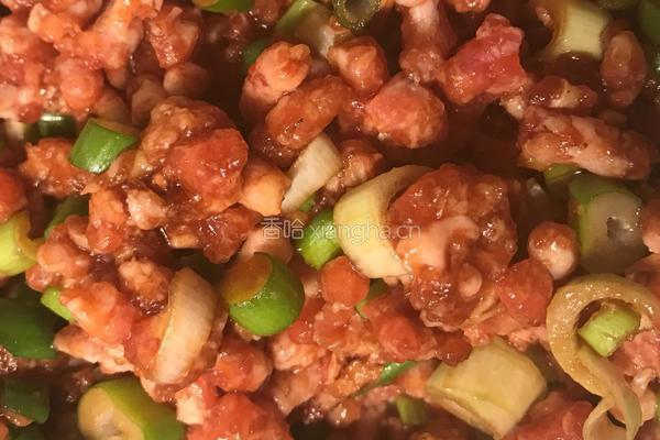 三鲜白菜肉包子的做法图解4