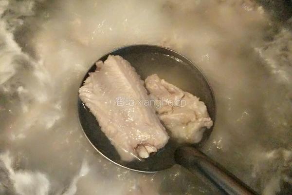 炖排骨的做法图解2