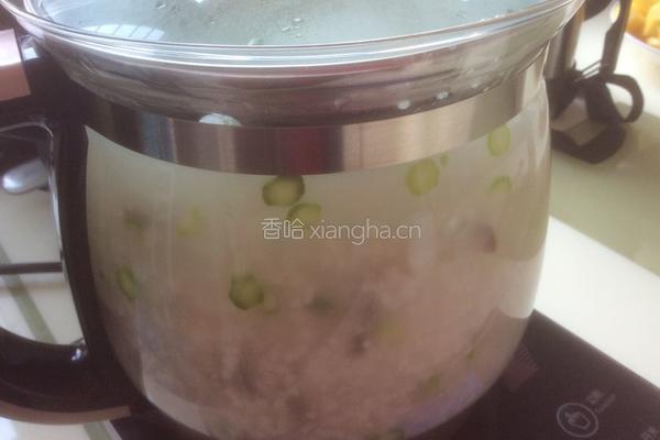 海参粥的做法图解3