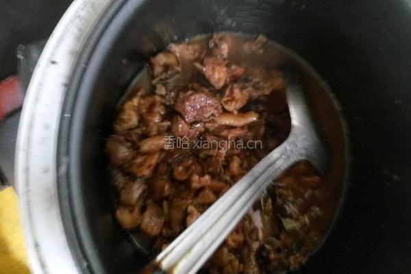 芹菜闷鸡的做法图解4