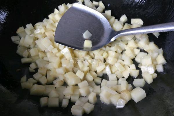 猪肉炒土豆的做法图解5
