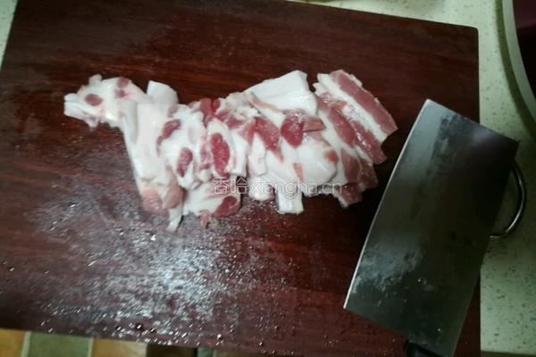 粉蒸五花肉的做法图解2
