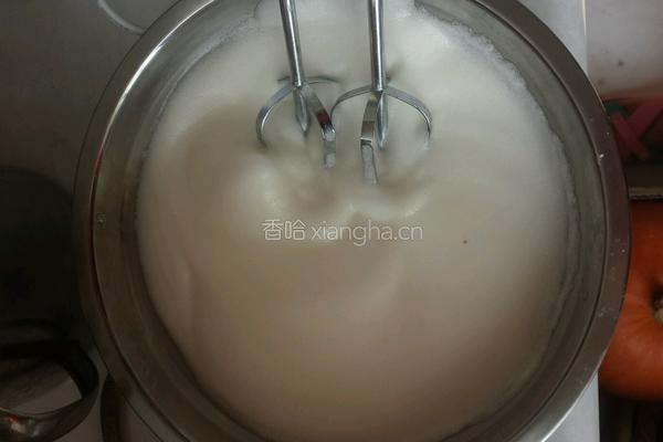 戚风蛋糕的做法图解3