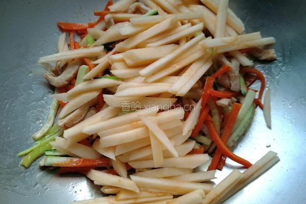 苹果炒鸡肉丝的做法图解8