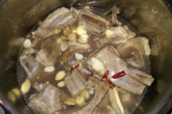 香酥羊排的做法图解2