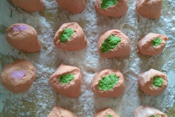 彩色蔬菜汁饺子的做法图解5