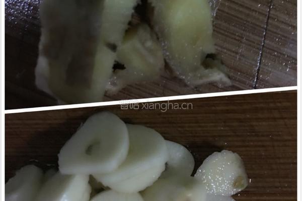 田螺肉炒青椒的做法图解3