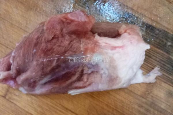 芸豆炒肉的做法图解2