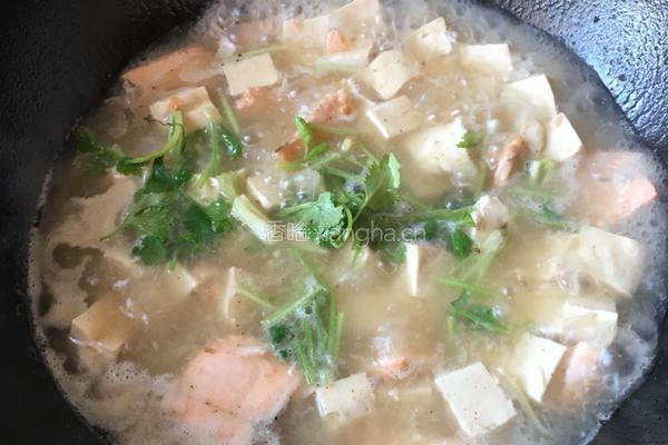 三纹鱼豆腐汤的做法图解12