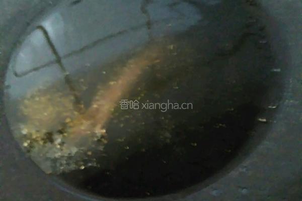 春意浓一一黄金菜的做法图解2