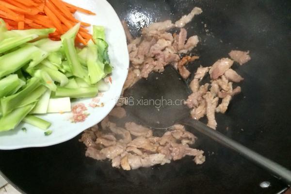 西蓝花炒肉丝的做法图解7