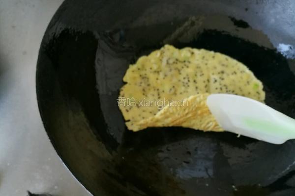 芝麻鸡蛋饼的做法图解6