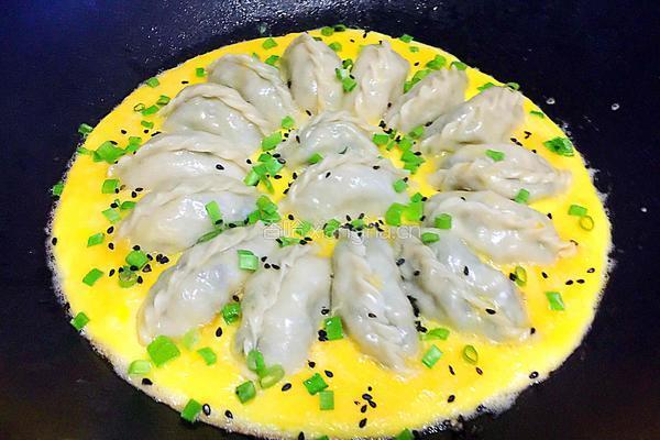 抱蛋煎饺的做法图解10