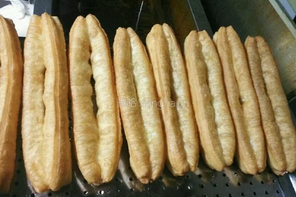 油条的做法图解12