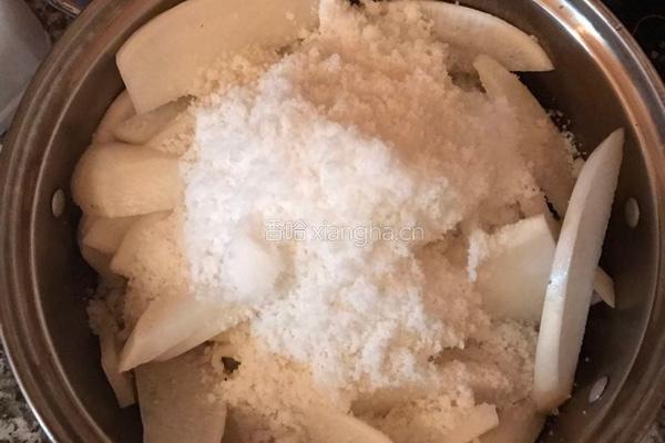 酱萝卜的做法图解1