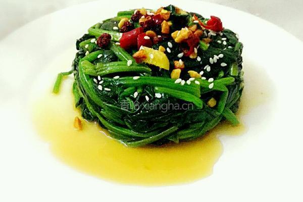 凉拌菠菜的做法图解1