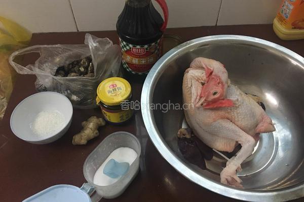 冬菇炖鸡的做法图解1
