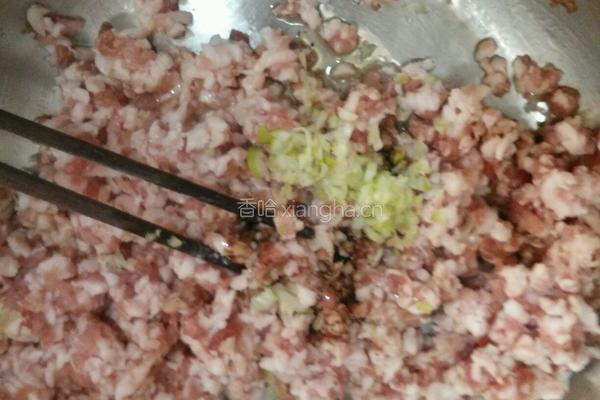 荠菜肉包子的做法图解7