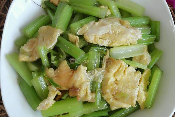芹菜炒鸡蛋的做法图解12