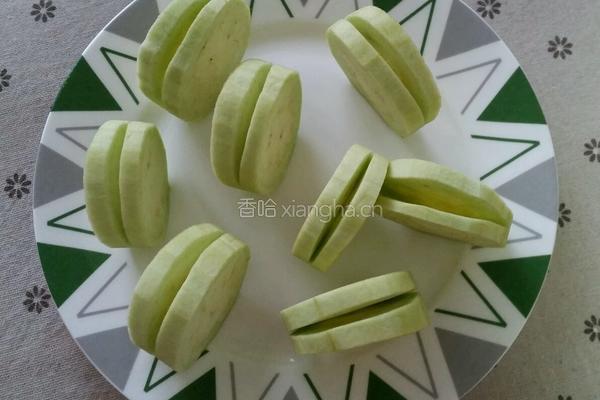 炸茄盒的做法图解5