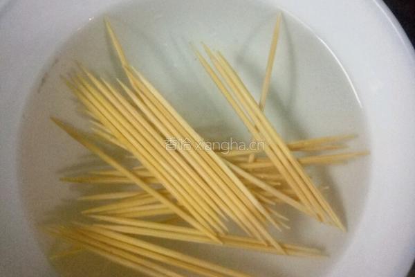 孜然牙签肉的做法图解5